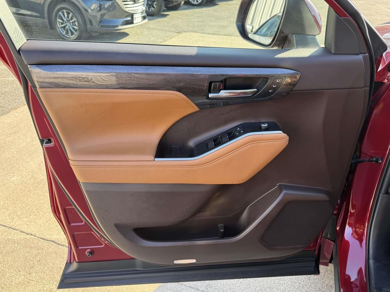 2021 Toyota Highlander Hybrid Platinum Fredericksburg VA