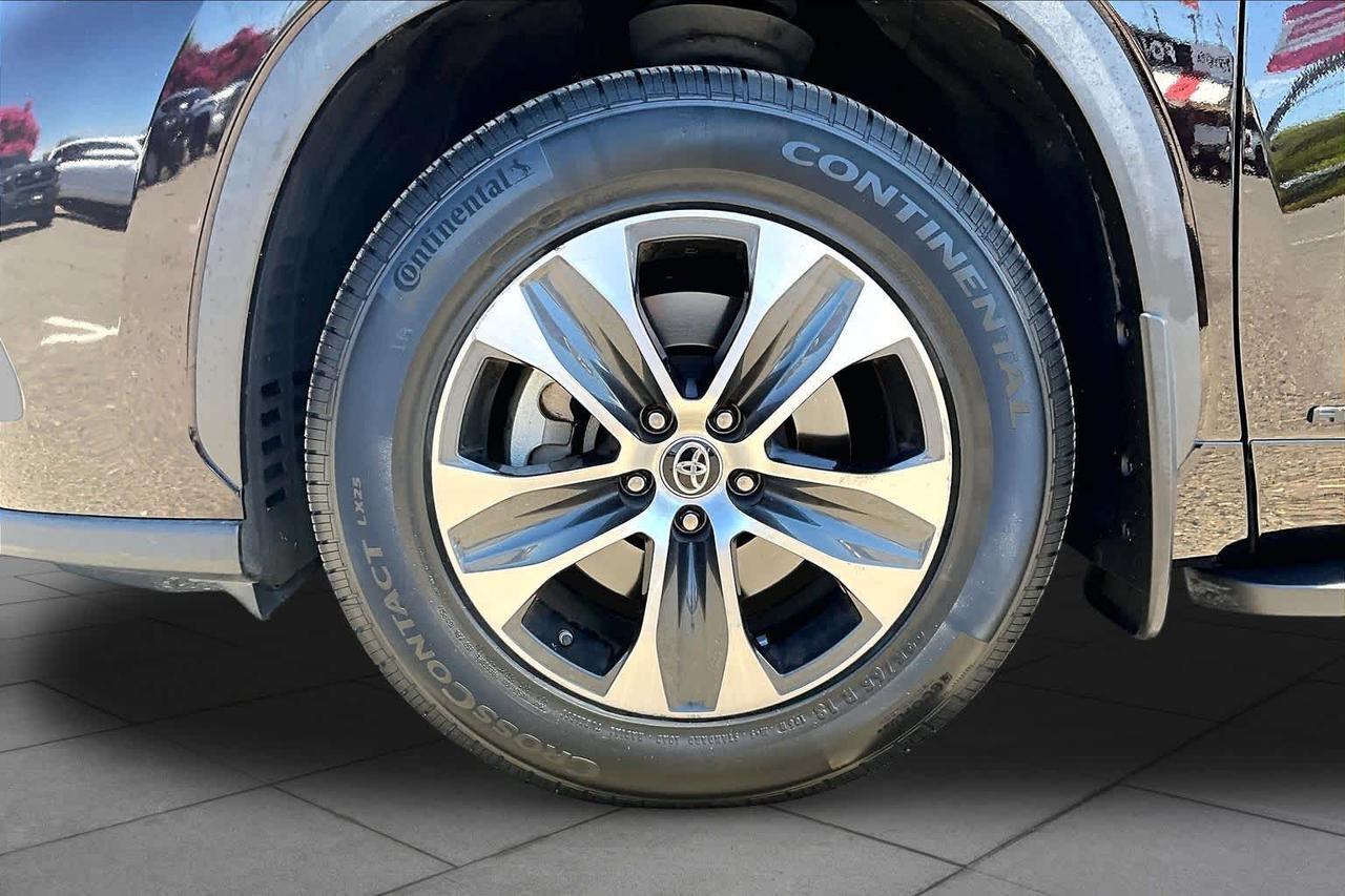 2021 Toyota Highlander Hybrid XLE Folsom CA