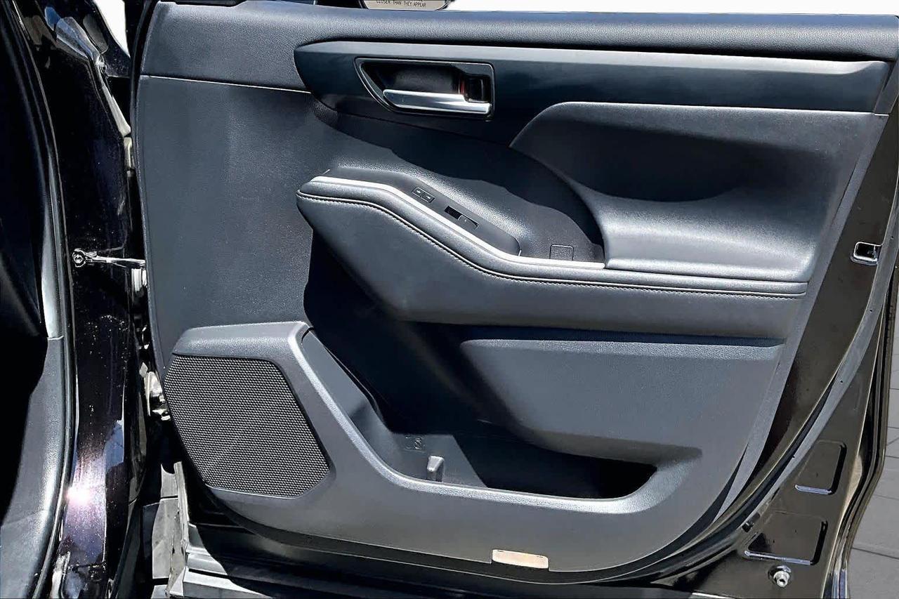 2021 Toyota Highlander Hybrid XLE Folsom CA