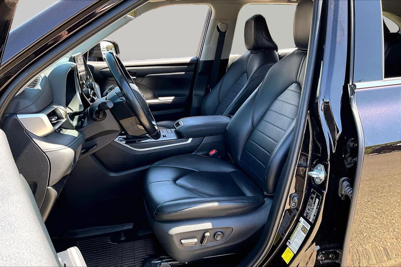 2021 Toyota Highlander Hybrid XLE Folsom CA