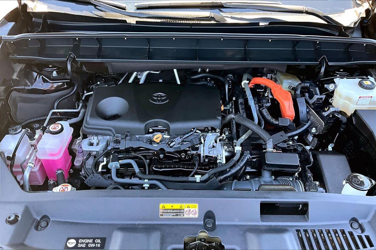 2021 Toyota Highlander Hybrid XLE Folsom CA