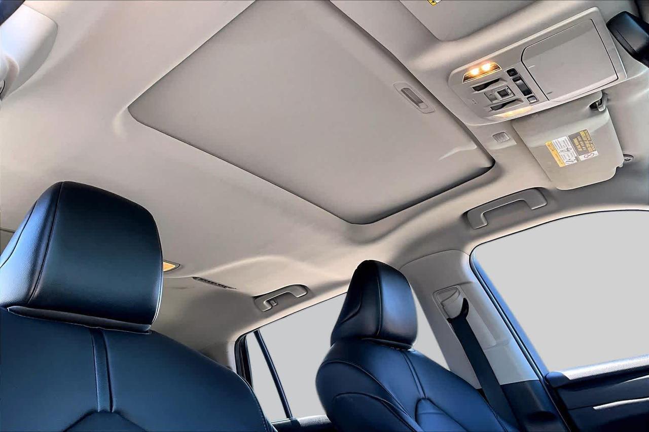 2021 Toyota Highlander Hybrid XLE Folsom CA