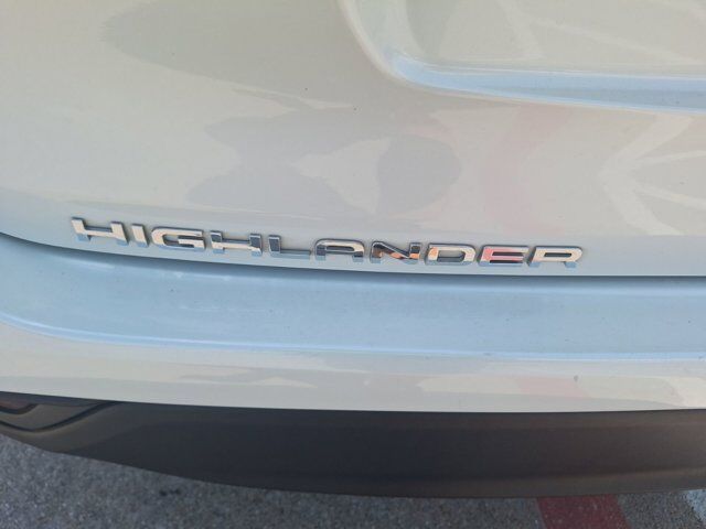 2021 Toyota Highlander Hybrid XLE Hurst TX