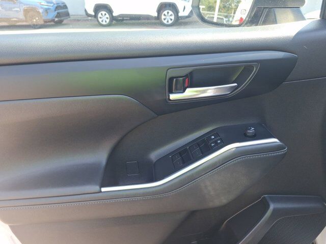 2021 Toyota Highlander Hybrid XLE Hurst TX