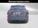2021 Toyota Highlander Hybrid XLE Oshkosh WI