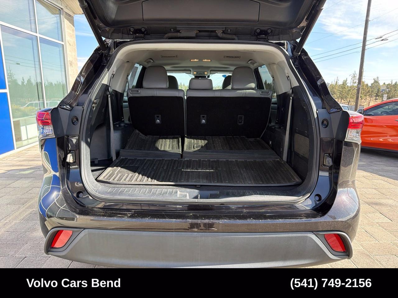 2021 Toyota Highlander Hybrid XLE Bend OR