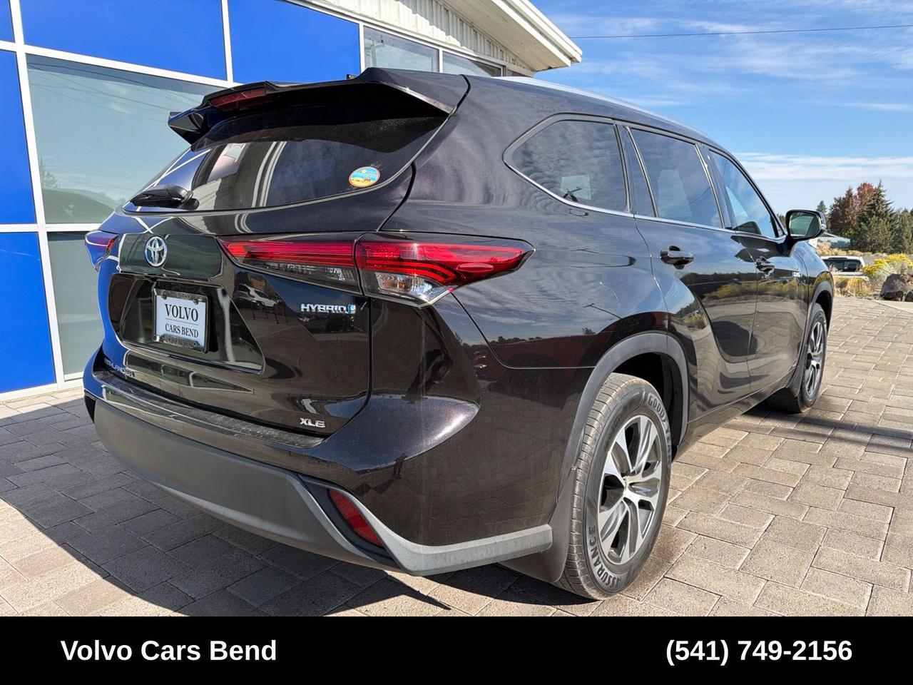 2021 Toyota Highlander Hybrid XLE Bend OR