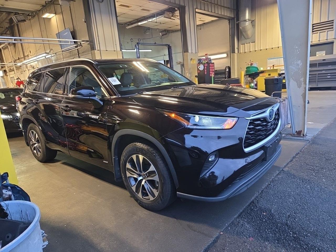 2021 Toyota Highlander Hybrid XLE