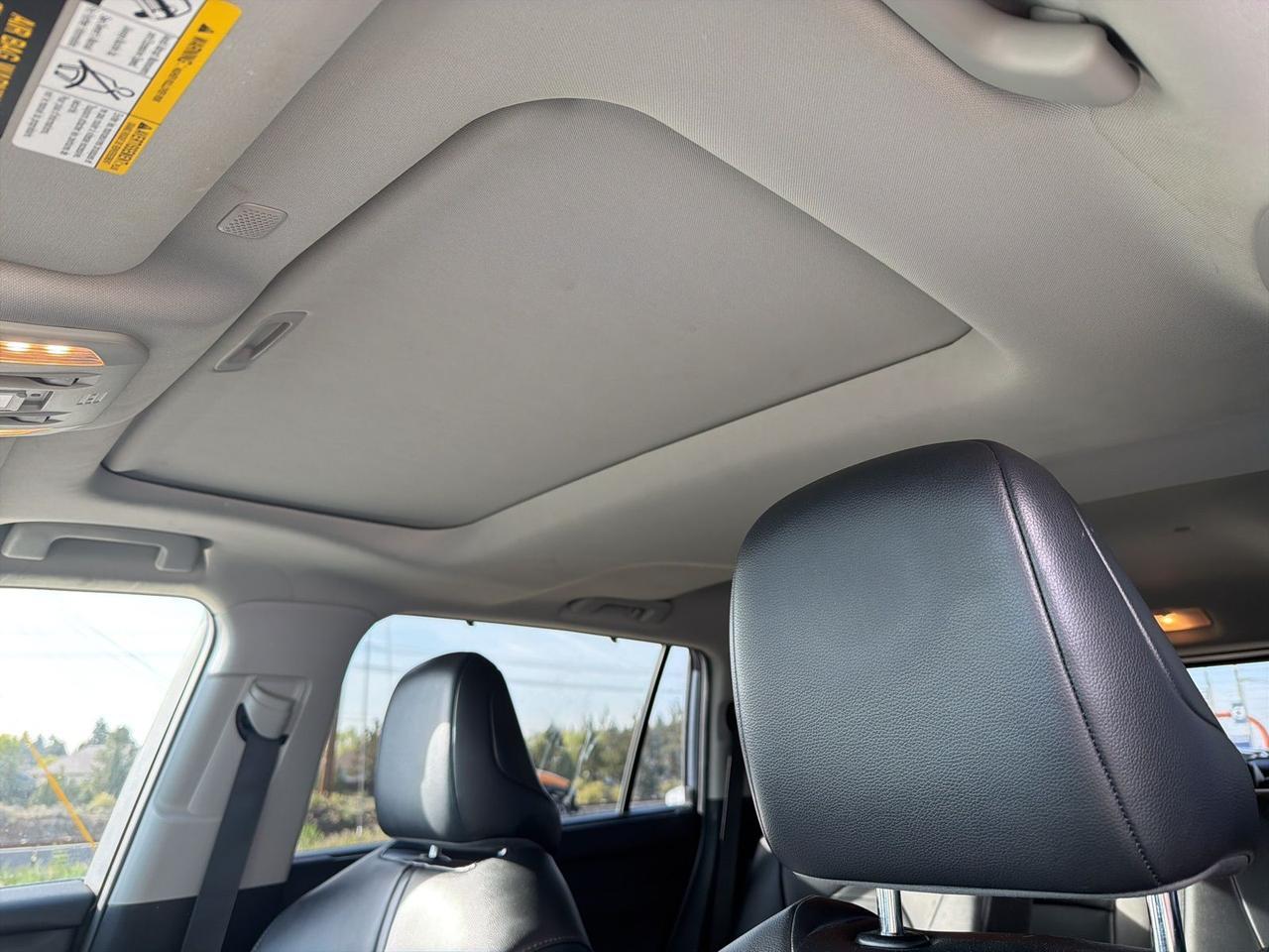 2021 Toyota Highlander Hybrid XLE Bend OR
