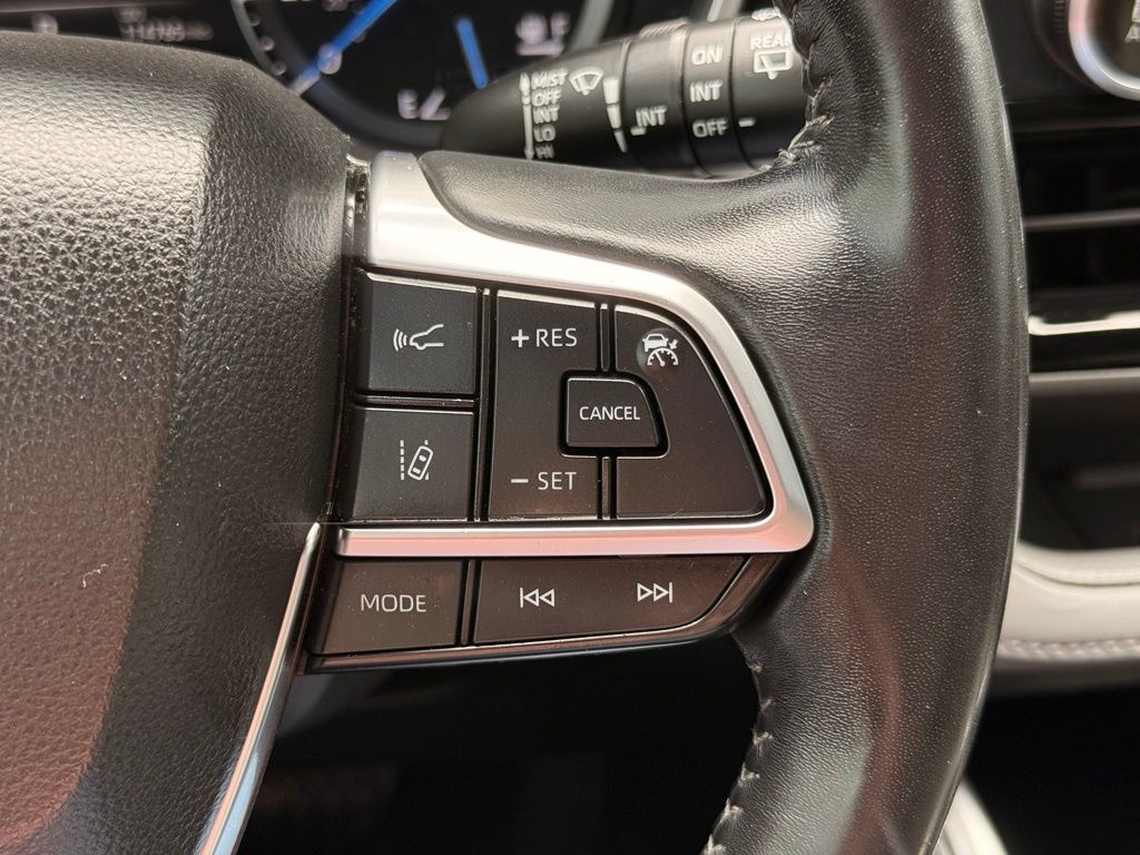 2021 Toyota Highlander Hybrid XLE Klamath Falls OR