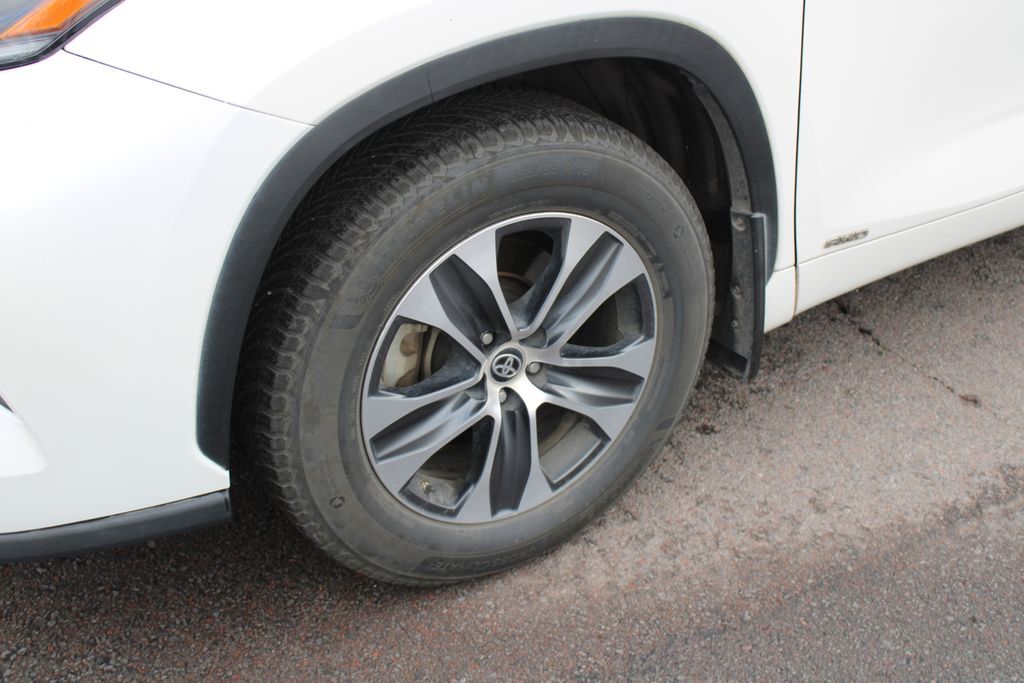 2021 Toyota Highlander Hybrid XLE Klamath Falls OR