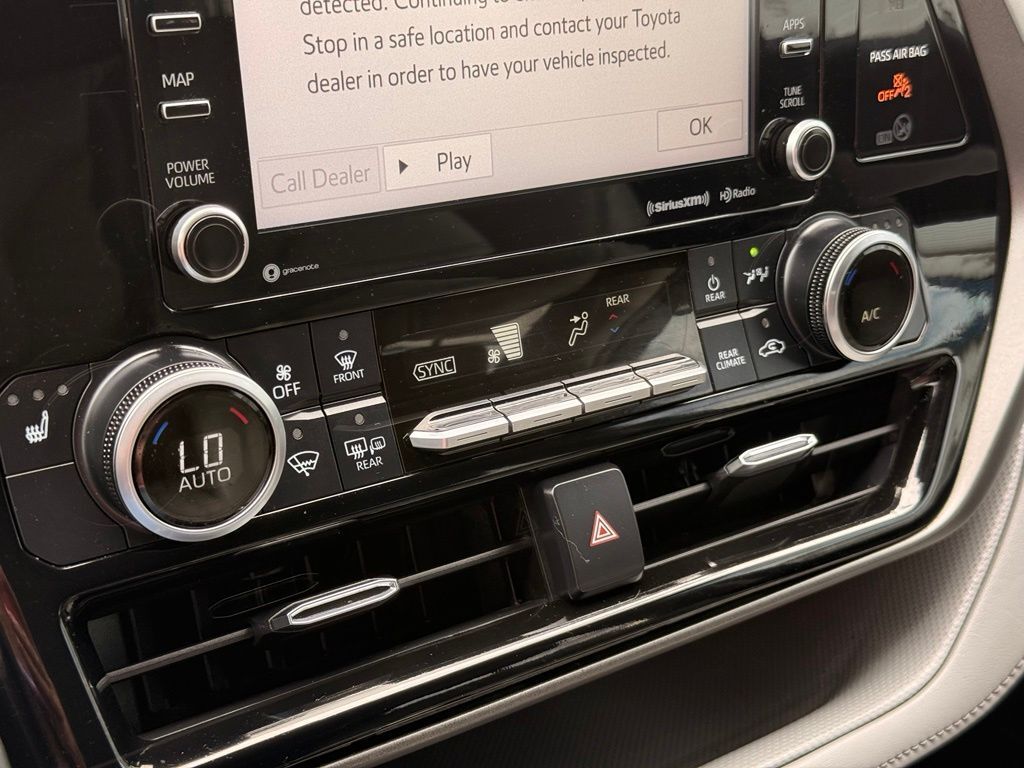 2021 Toyota Highlander Hybrid XLE Klamath Falls OR