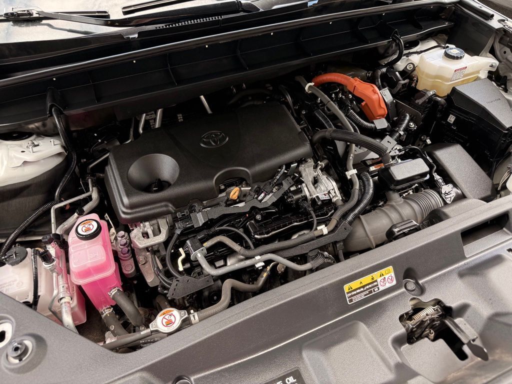 2021 Toyota Highlander Hybrid XLE Klamath Falls OR