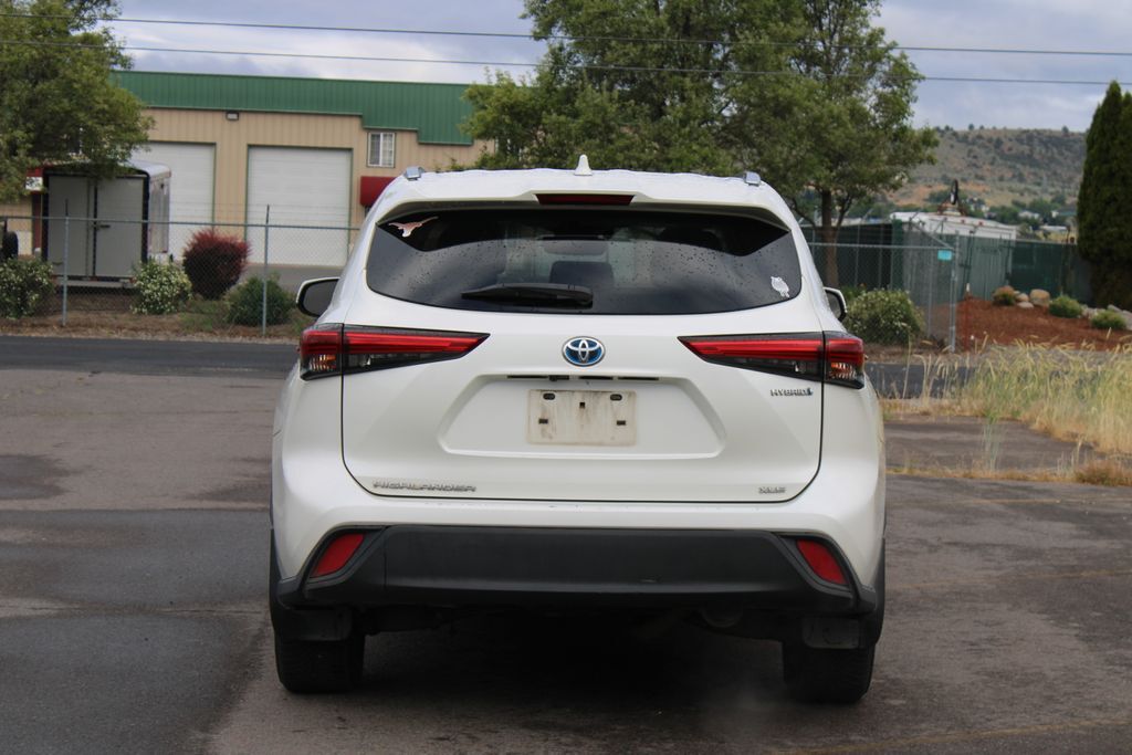 2021 Toyota Highlander Hybrid XLE Klamath Falls OR