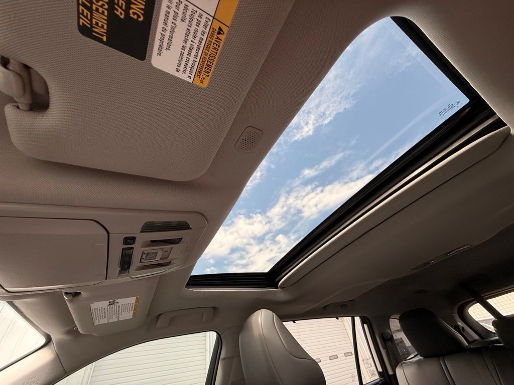 2021 Toyota Highlander Hybrid XLE Klamath Falls OR