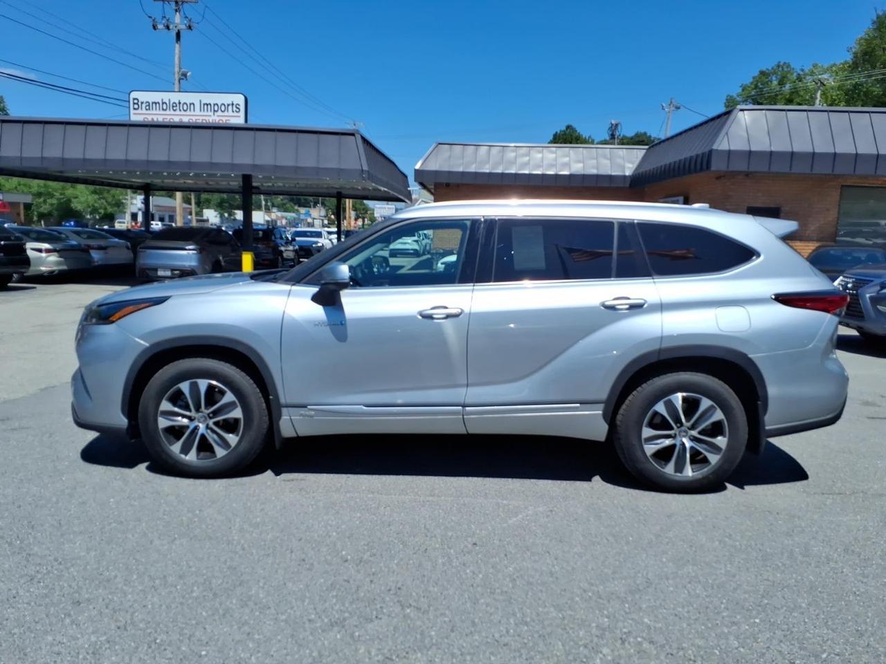 2021 Toyota Highlander Hybrid XLE Roanoke VA