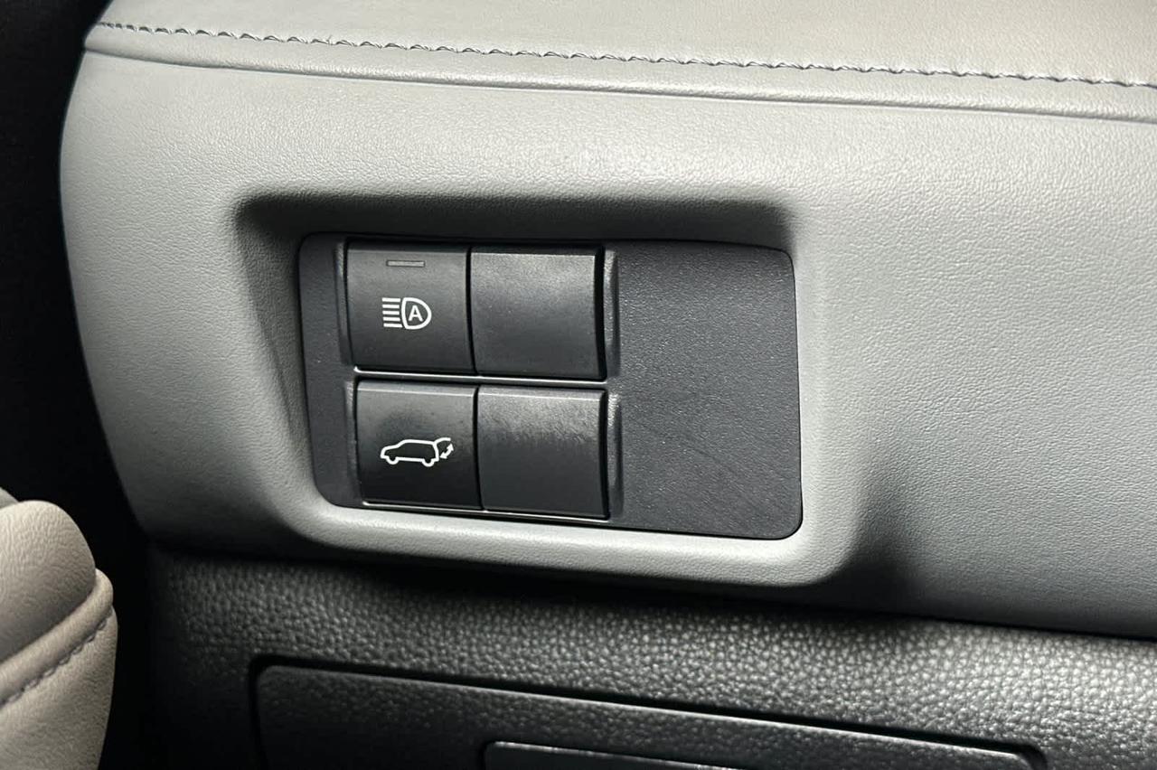 2021 Toyota Highlander Hybrid XLE Roseville CA