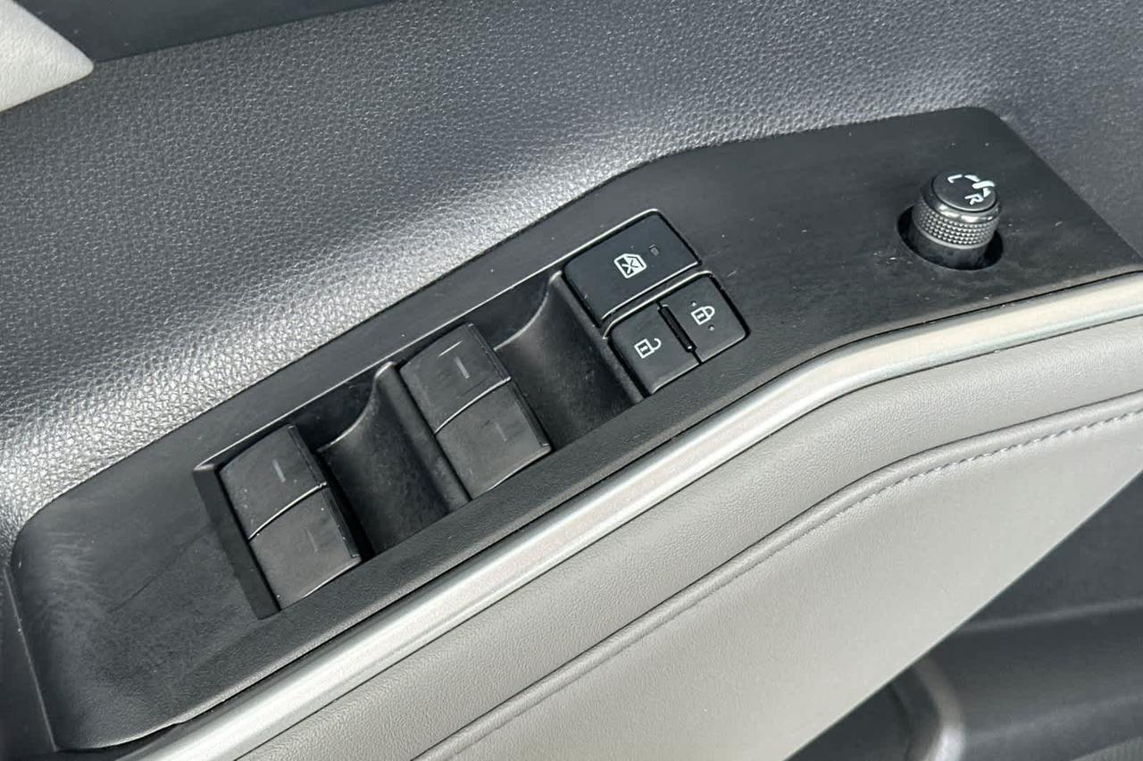 2021 Toyota Highlander Hybrid XLE Roseville CA