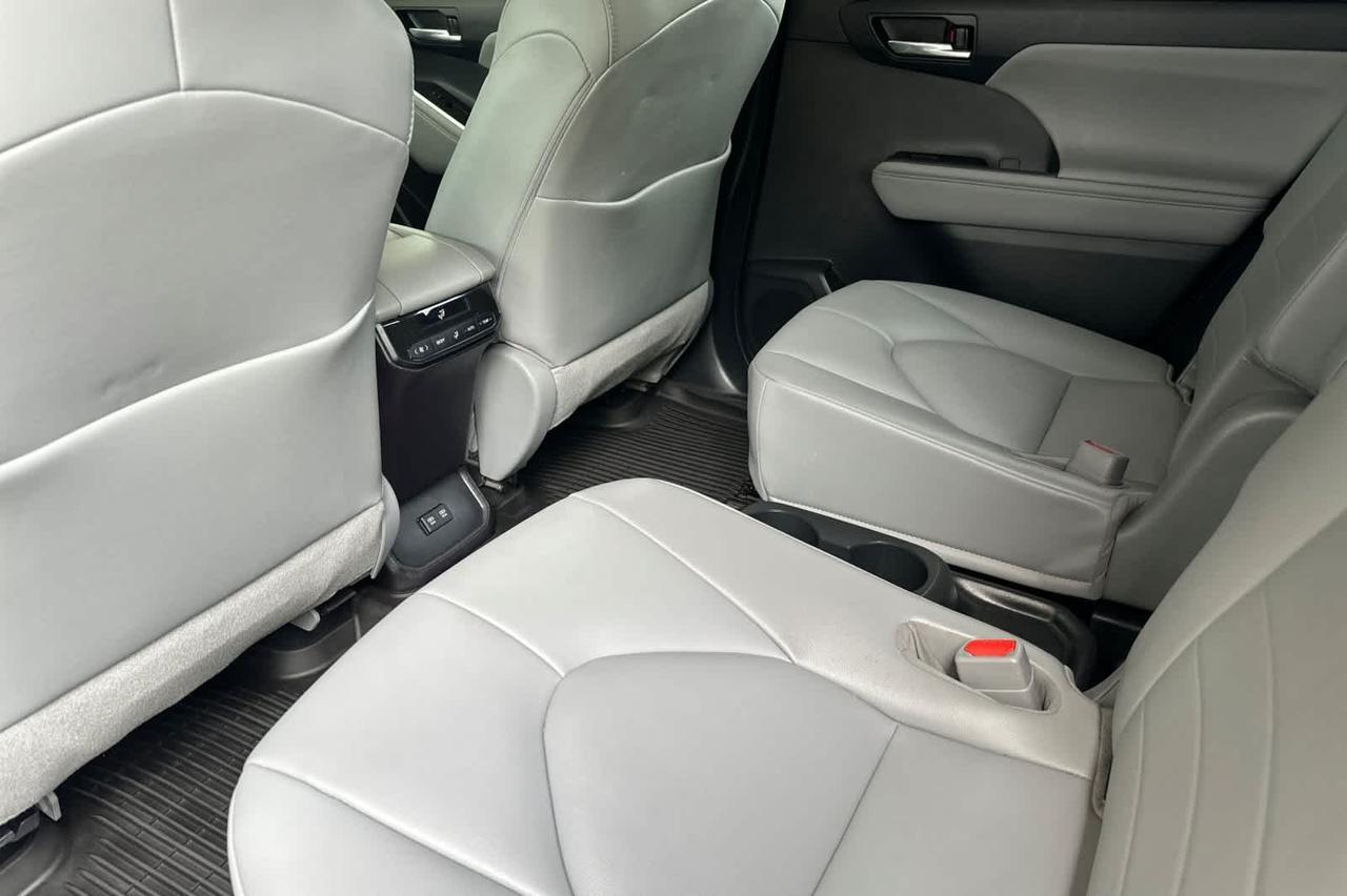 2021 Toyota Highlander Hybrid XLE Roseville CA