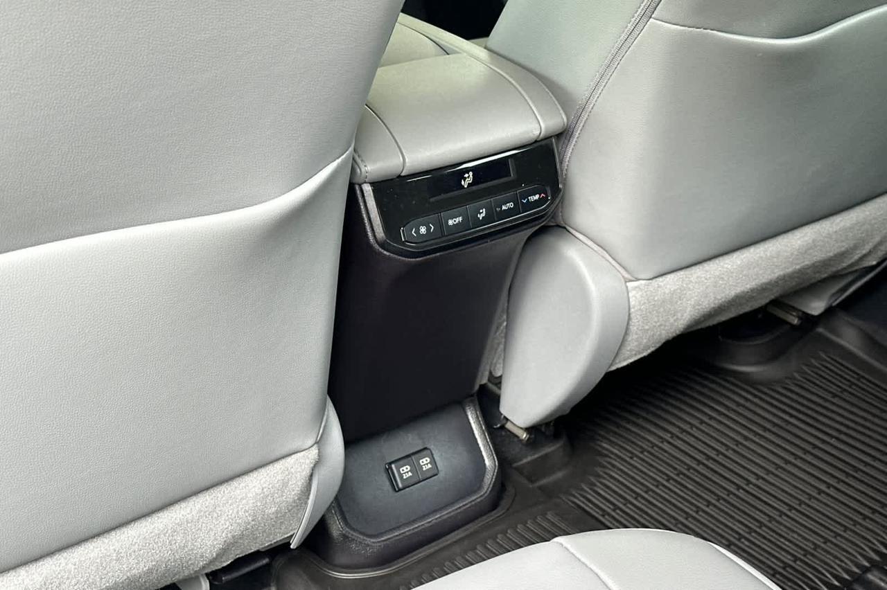 2021 Toyota Highlander Hybrid XLE Roseville CA