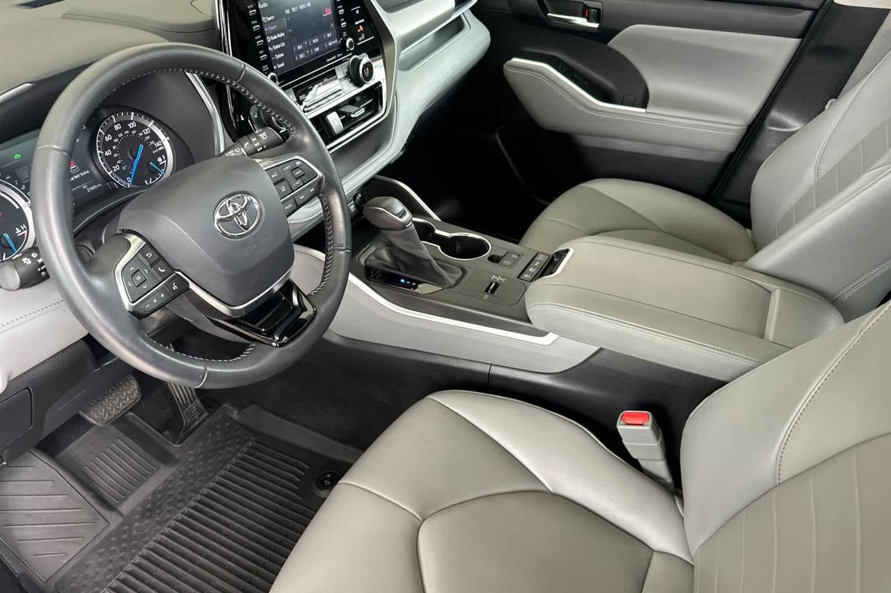2021 Toyota Highlander Hybrid XLE Roseville CA