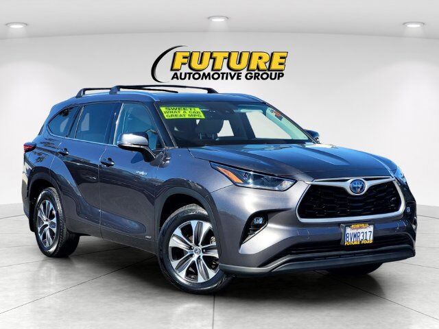 2021 Toyota Highlander Hybrid XLE