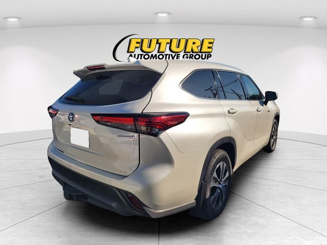 2021 Toyota Highlander Hybrid XLE