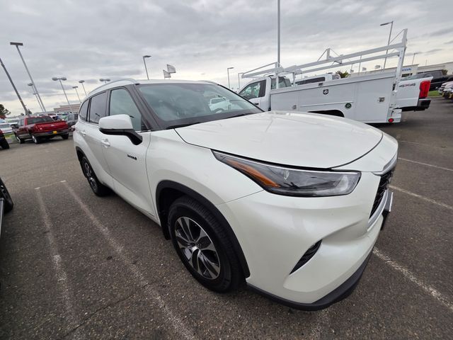 2021 Toyota Highlander Hybrid XLE
