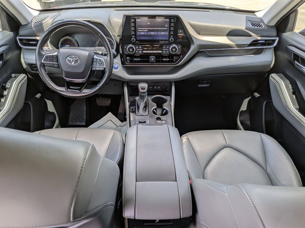 2021 Toyota Highlander Hybrid XLE San Clemente CA
