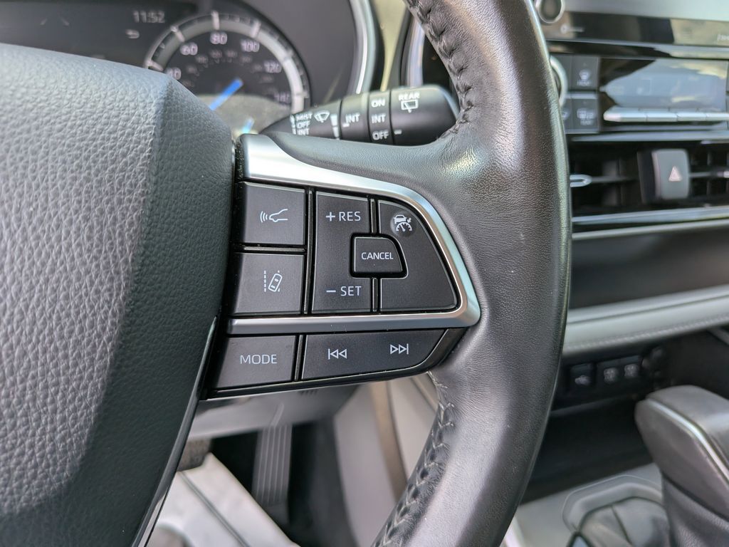 2021 Toyota Highlander Hybrid XLE San Clemente CA