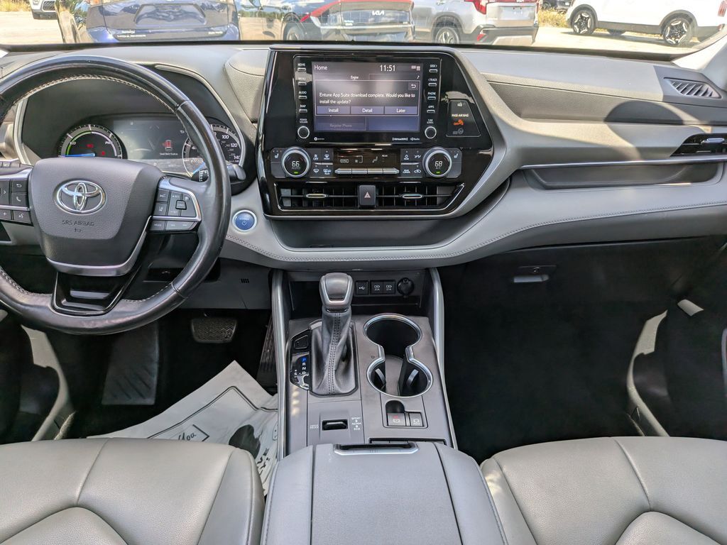 2021 Toyota Highlander Hybrid XLE San Clemente CA