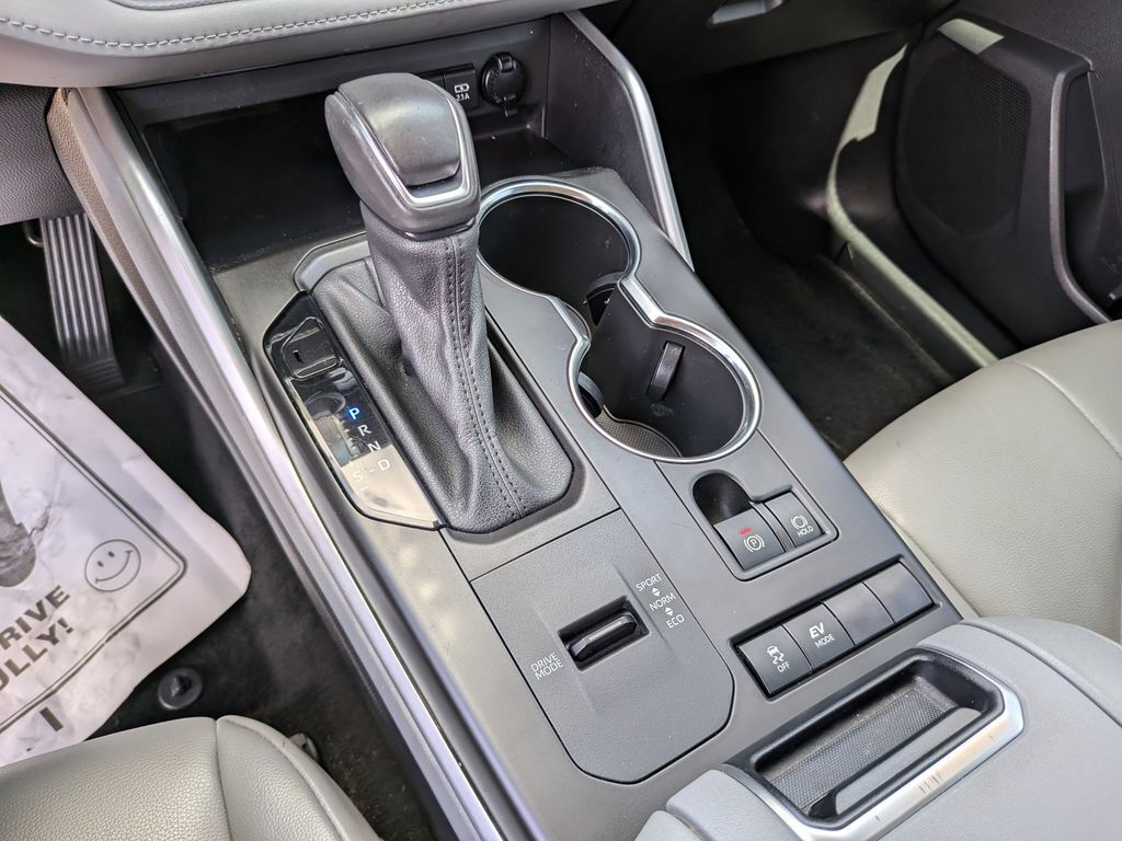 2021 Toyota Highlander Hybrid XLE San Clemente CA