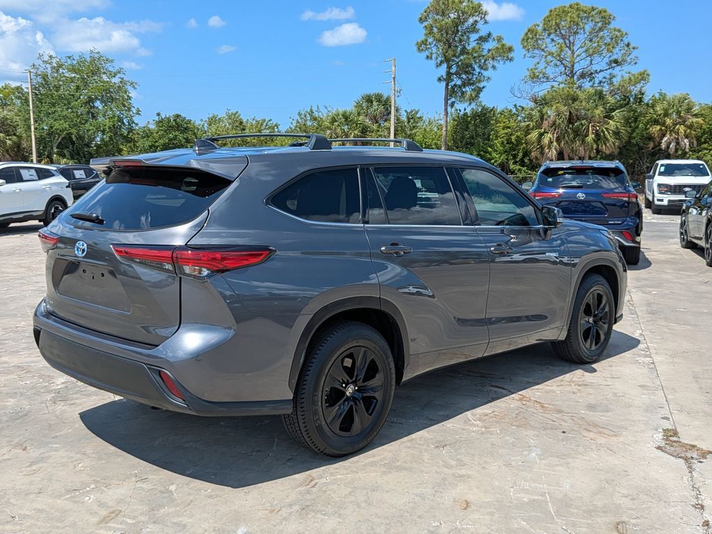 2021 Toyota Highlander Hybrid XLE San Clemente CA
