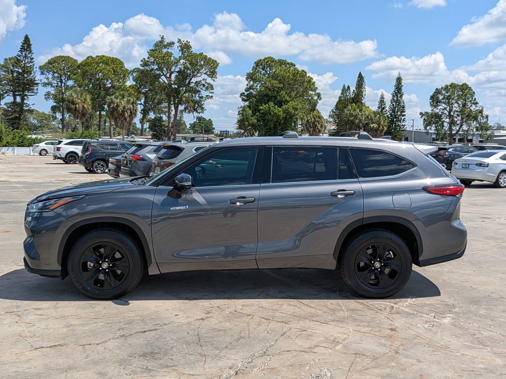 2021 Toyota Highlander Hybrid XLE San Clemente CA