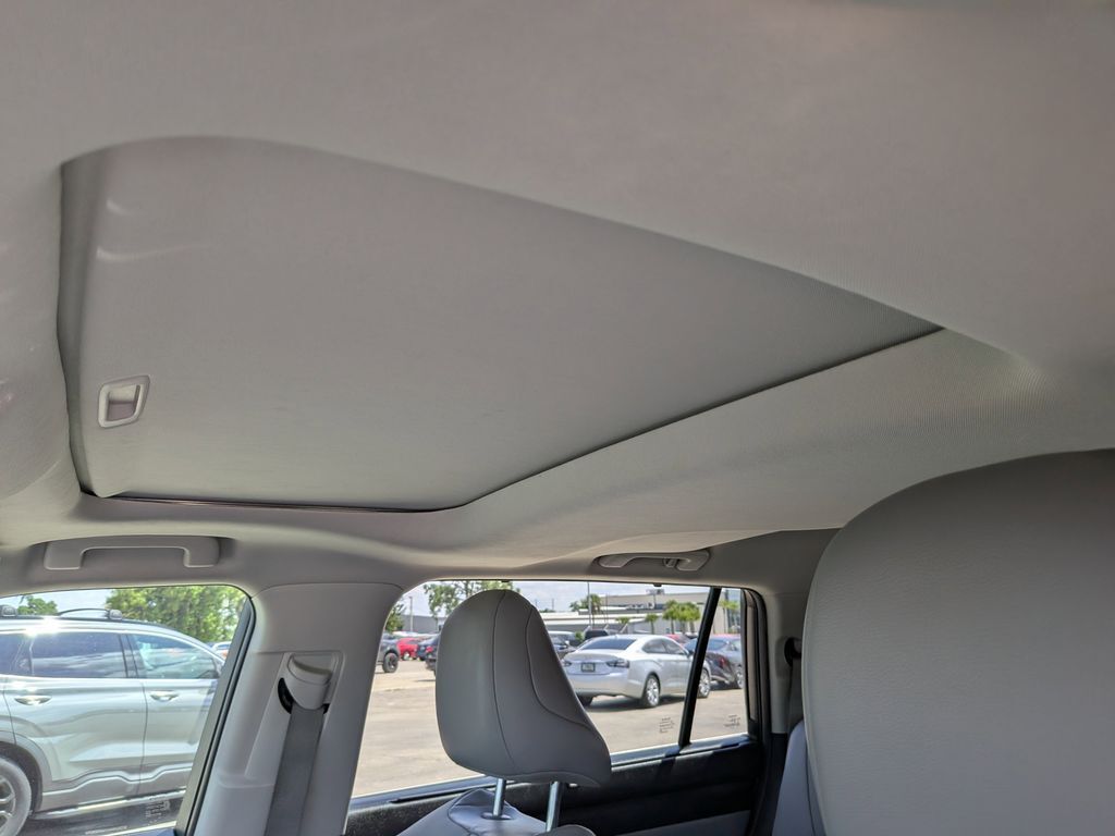 2021 Toyota Highlander Hybrid XLE San Clemente CA