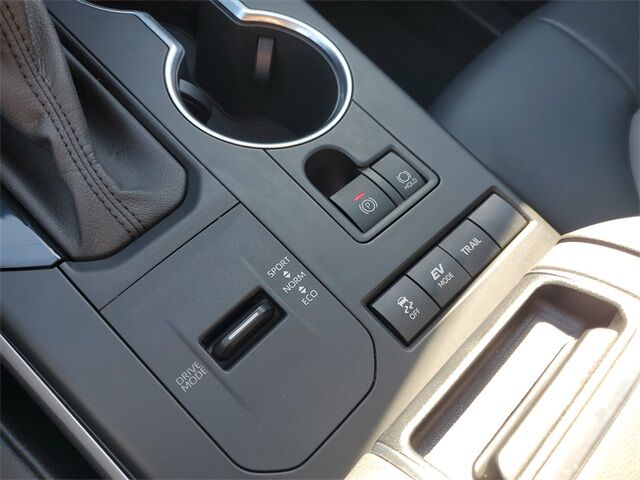 2021 Toyota Highlander Hybrid XLE St. Augustine FL