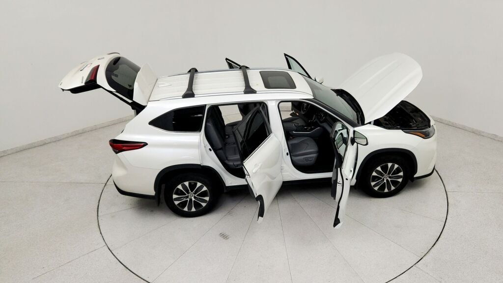 2021 Toyota Highlander Hybrid XLE Laurel MD