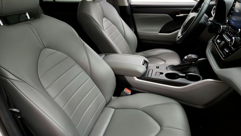 2021 Toyota Highlander Hybrid XLE Laurel MD
