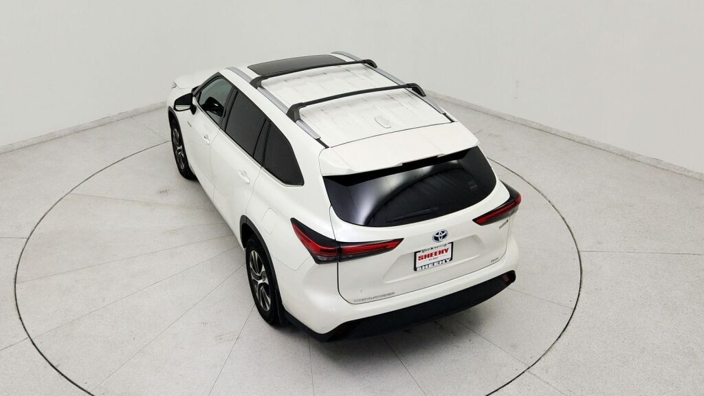 2021 Toyota Highlander Hybrid XLE Laurel MD