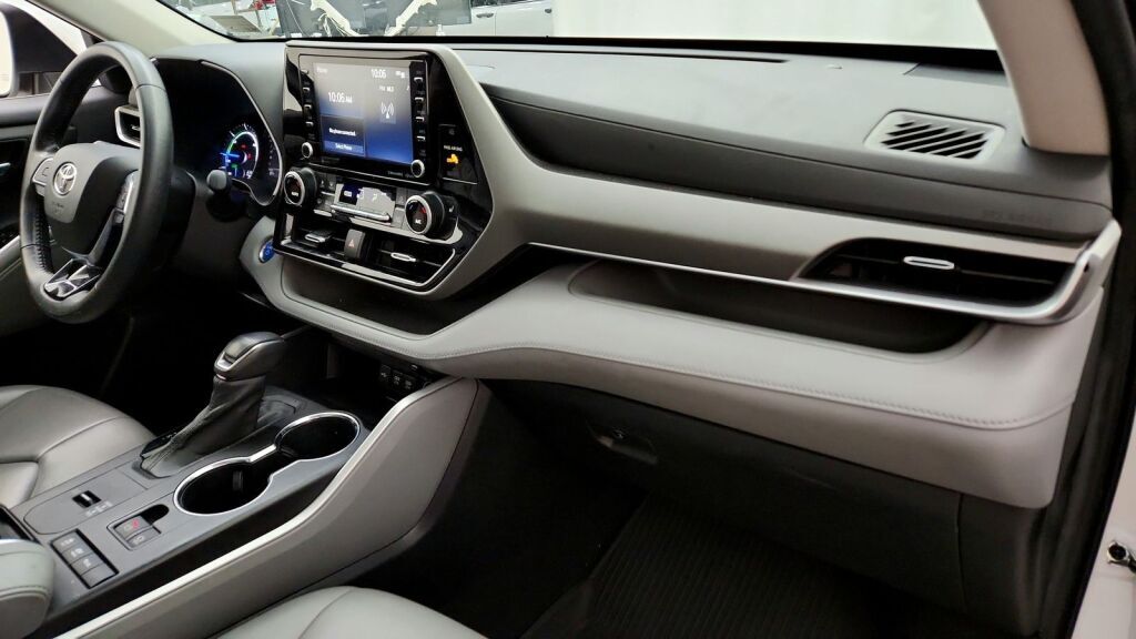 2021 Toyota Highlander Hybrid XLE Laurel MD