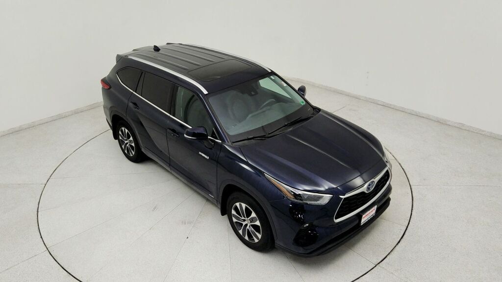 2021 Toyota Highlander Hybrid XLE Laurel MD