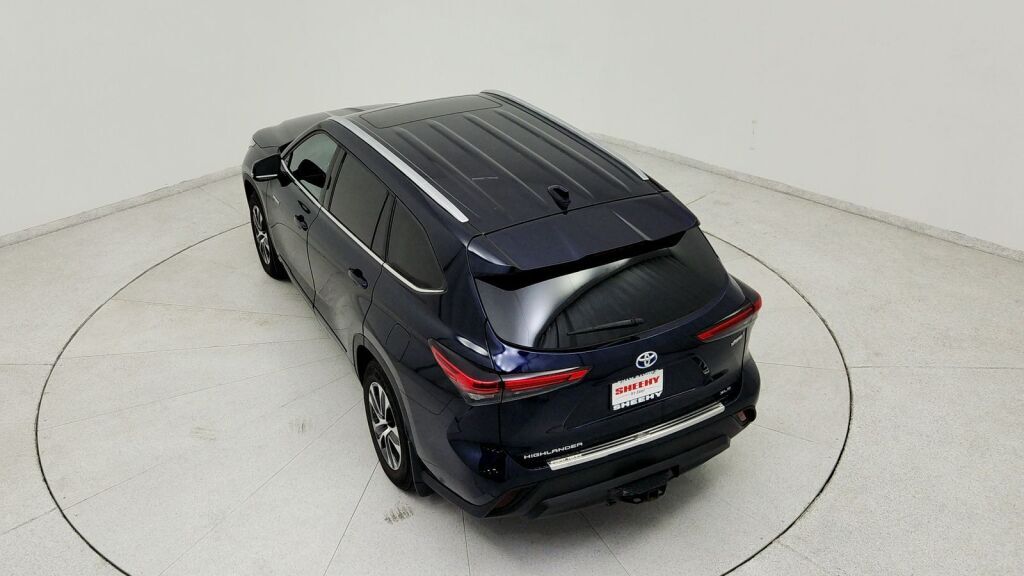 2021 Toyota Highlander Hybrid XLE Laurel MD
