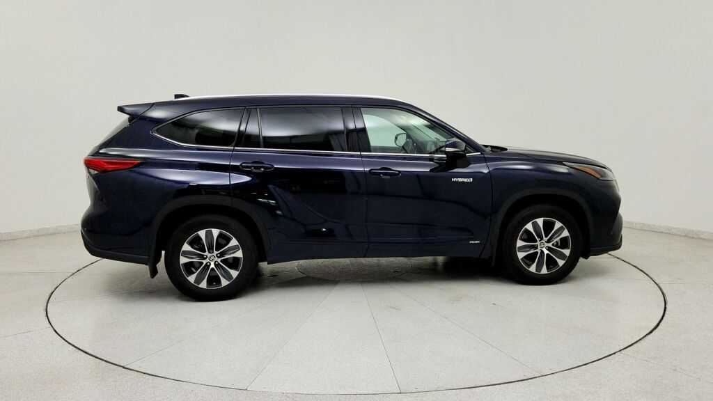 2021 Toyota Highlander Hybrid XLE Laurel MD