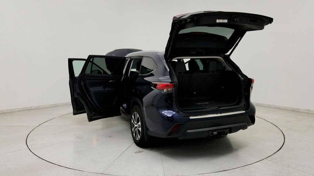 2021 Toyota Highlander Hybrid XLE Laurel MD