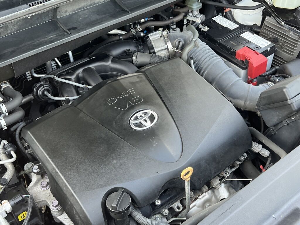 2021 Toyota Highlander L Indianapolis IN