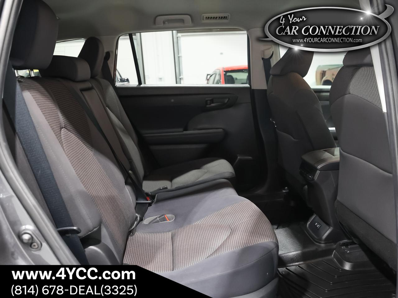 2021 Toyota Highlander LE 7-Passenger Cranberry PA