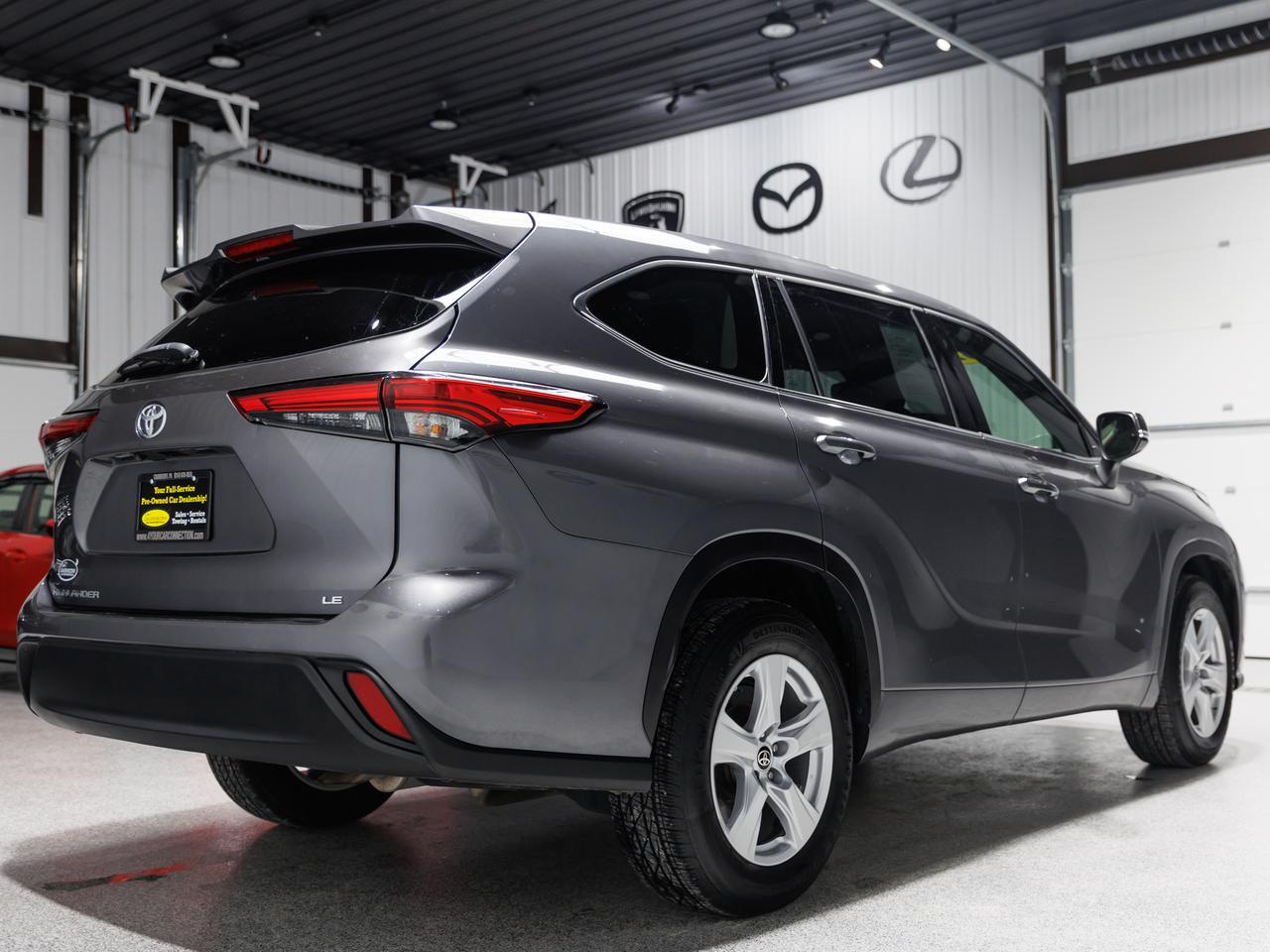 2021 Toyota Highlander LE 7-Passenger Cranberry PA