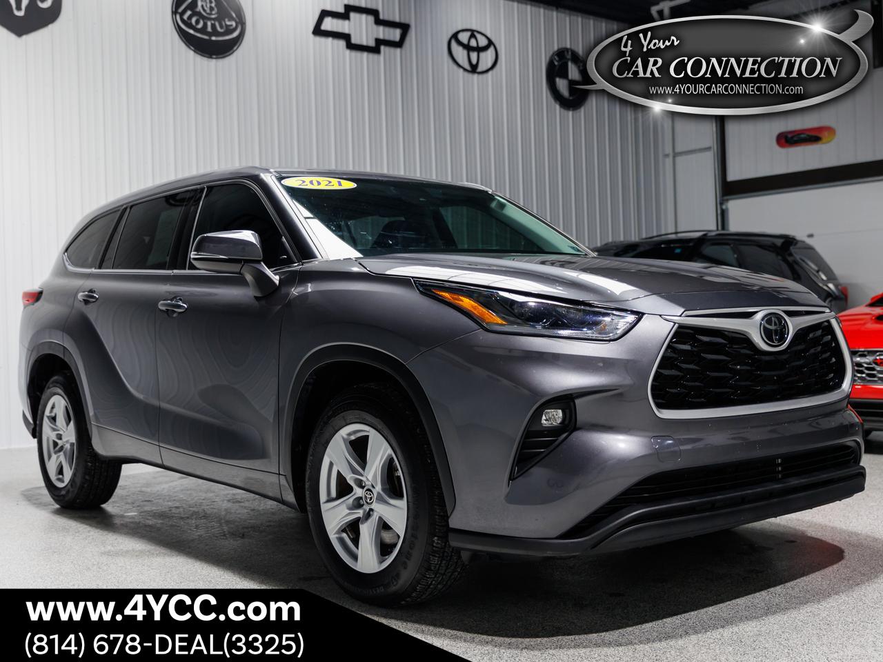 2021 Toyota Highlander LE 7-Passenger Cranberry PA