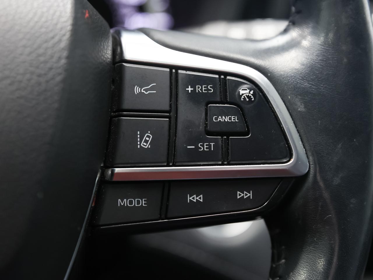 2021 Toyota Highlander LE 7-Passenger Cranberry PA