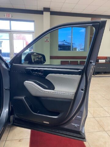 2021 Toyota Highlander LE Charlotte NC